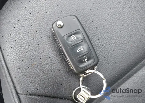 2017 Volkswagen Jetta 1.4T Se from USA, damaged, VIN 3VWDB7AJ2HM331292